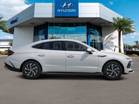 New 2026 Hyundai Sonata Blue FWD image 24