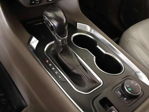 Used 2021 Chevrolet Traverse Premier w/ LPO, Floor Liner Package AWD/4WD image 9