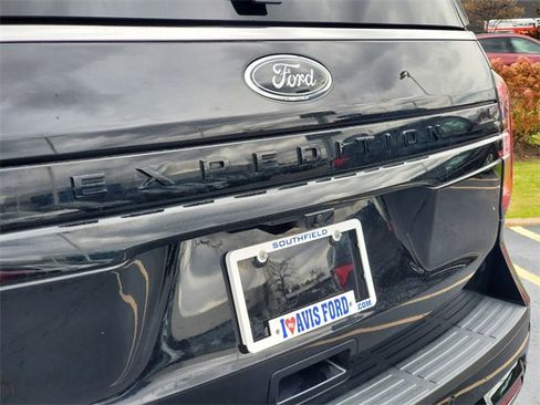 Certified 2023 Ford Expedition Limited image 33
