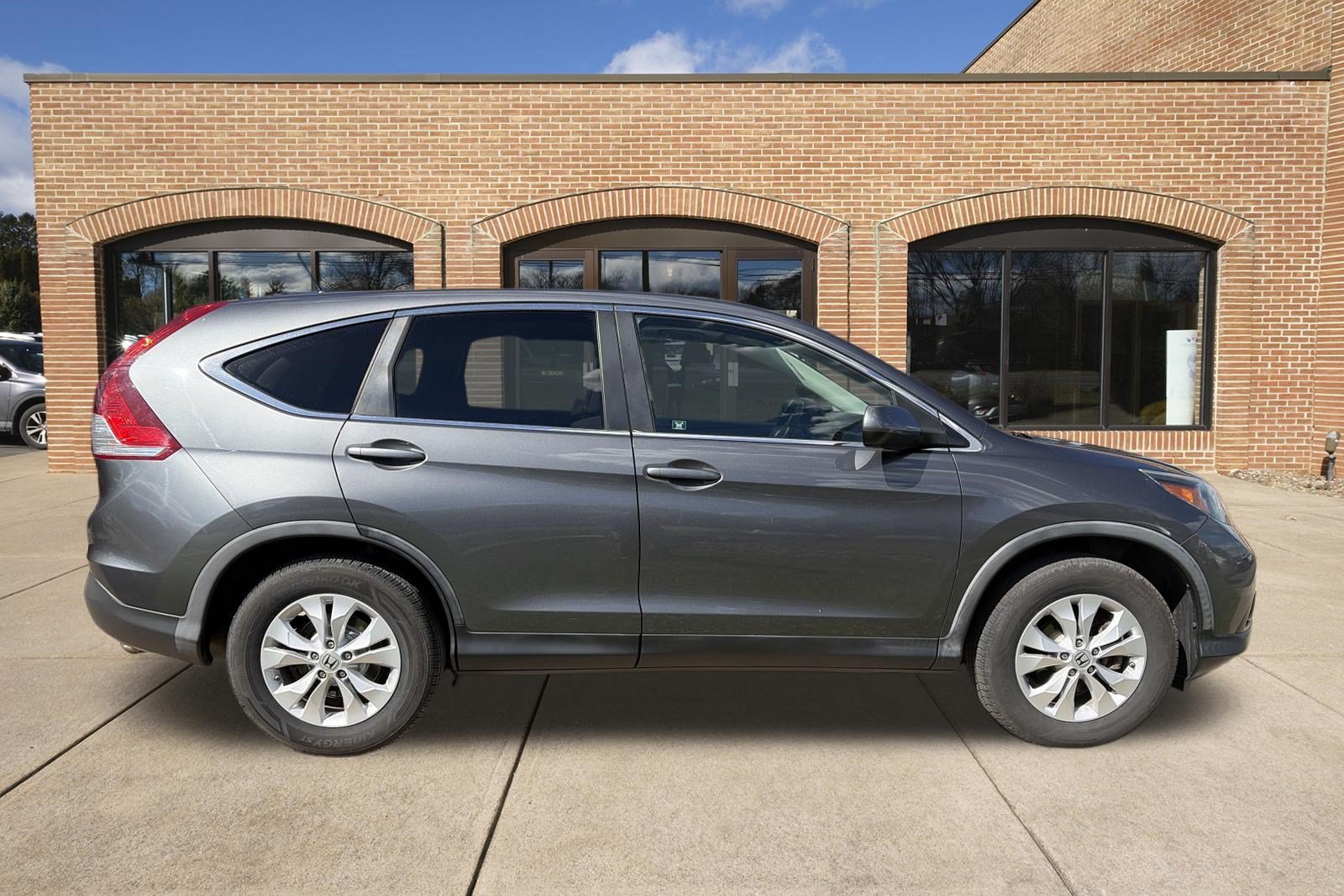 Used 2012 Honda CR-V EX image 2