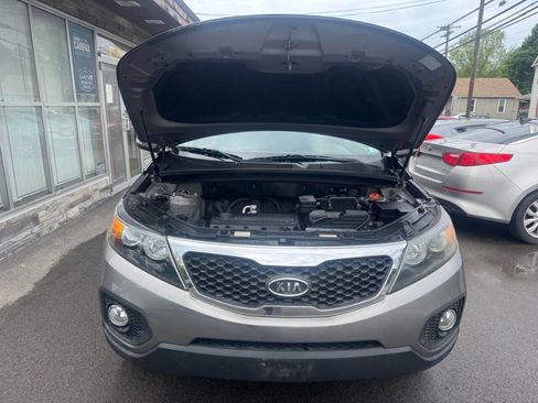 Used 2011 Kia Sorento 2WD w/ Convenience Pkg image 7