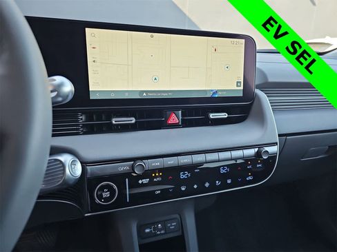 Used 2025 Hyundai Ioniq 5 SEL image 20