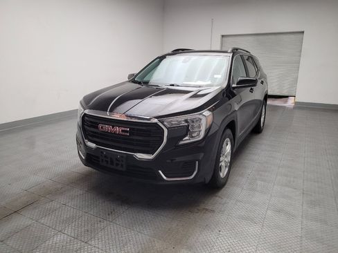 Used 2023 GMC Terrain SLE w/ Driver Convenience Package FWD image 15