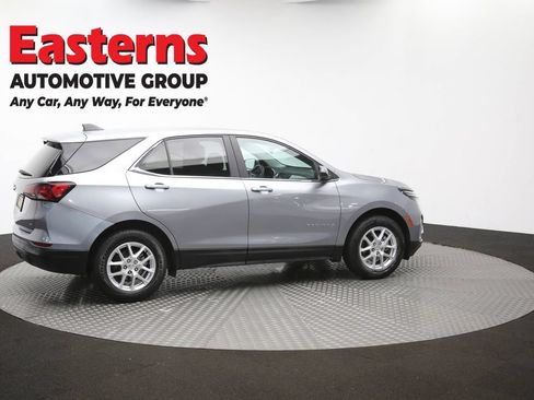 Used 2023 Chevrolet Equinox LT FWD image 43