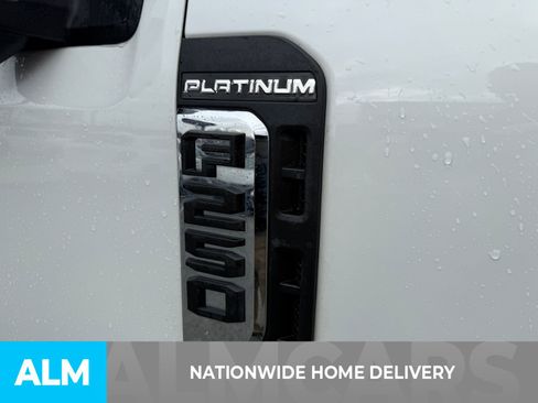 Used 2024 Ford F250 Platinum image 5