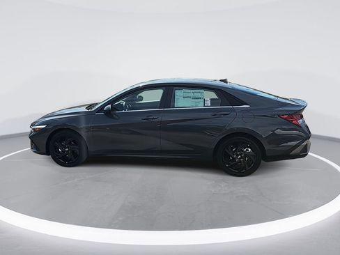 New 2026 Hyundai Elantra SEL Sport Premium FWD image 8