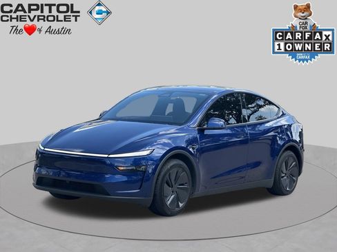 Used 2026 Tesla Model Y Long Range AWD/4WD image 1