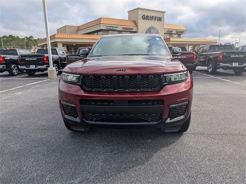 New 2025 Jeep Grand Cherokee L Limited w/ Luxury Tech Group II image 8