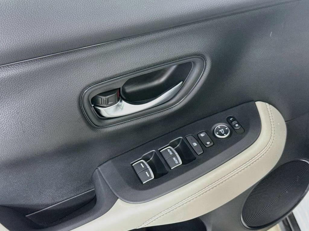 New 2027 Honda HR-V EX-L image 20
