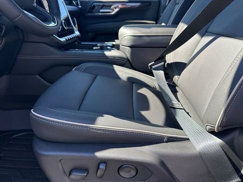 New 2026 GMC Yukon XL Elevation w/ Elevation Premium Package image 10