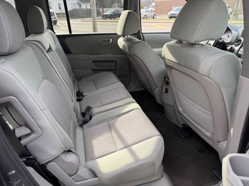 Used 2015 Honda Pilot EX image 18