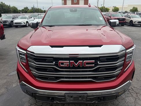 Used 2023 GMC Sierra 1500 SLT AWD/4WD image 5