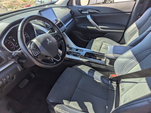 Used 2024 Mitsubishi Eclipse Cross SE image 10