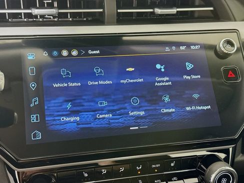 New 2027 Chevrolet Bolt LT w/ Comfort Package FWD image 17