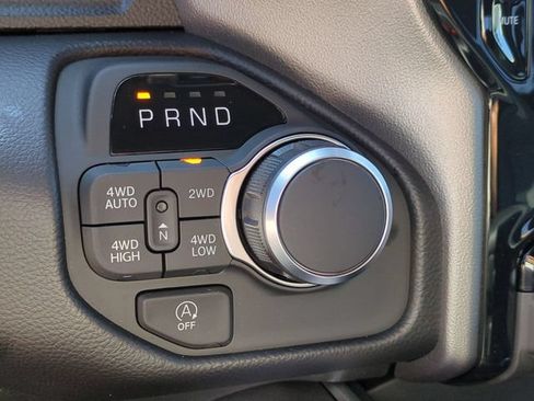 New 2027 RAM 1500 Big Horn AWD/4WD image 24