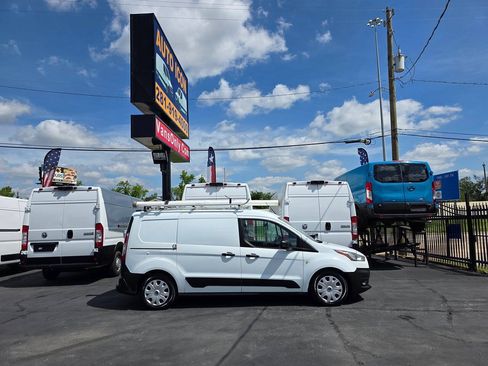 Used 2020 Ford Transit Connect XL FWD image 3