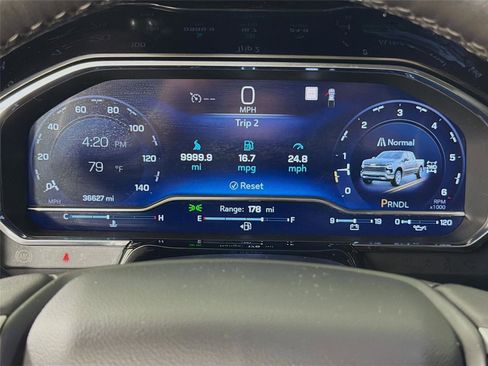 Used 2022 Chevrolet Silverado 1500 LT image 13