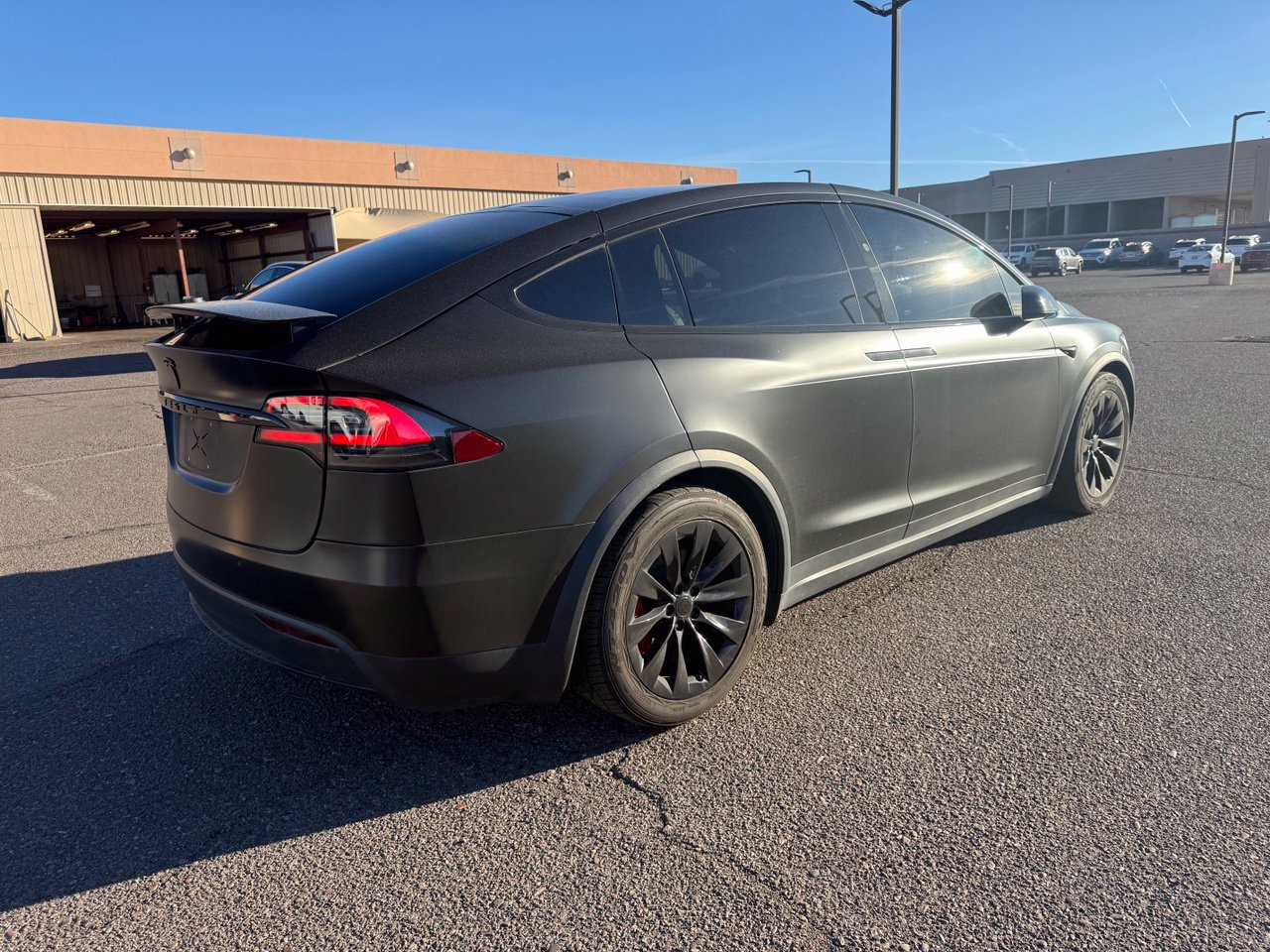 Used 2018 Tesla Model X 75D AWD/4WD image 5