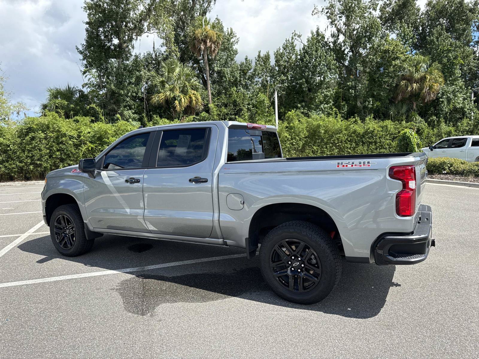 Used 2026 Chevrolet Silverado 1500 LT Trail Boss w/ LT Trail Boss Premium Package AWD/4WD image 5