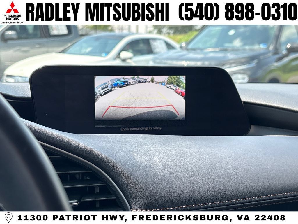Used 2023 MAZDA MAZDA3 s FWD image 9