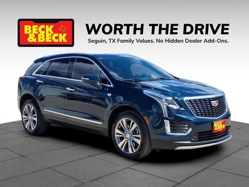 Used 2024 Cadillac XT5 Premium Luxury w/ Technology Package FWD image 3