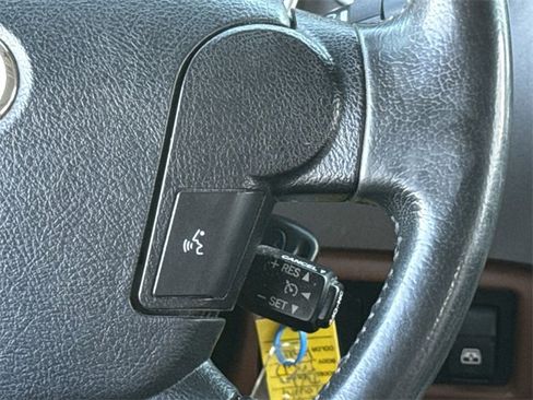 Used 2013 Toyota Tundra Platinum image 15