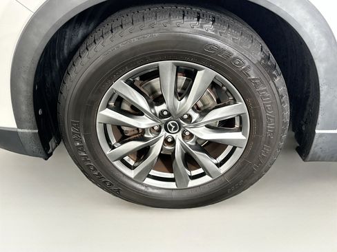Used 2018 MAZDA CX-9 Touring FWD image 11