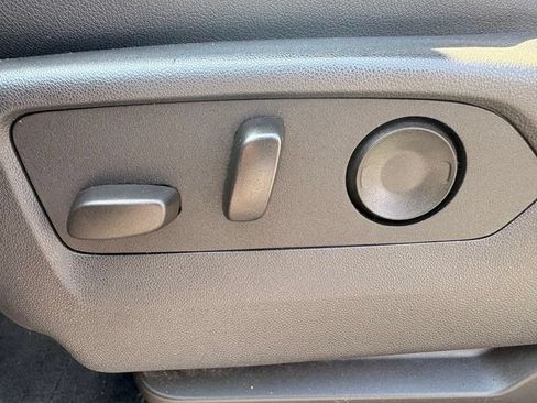 Used 2025 GMC Sierra 1500 AT4 AWD/4WD image 11