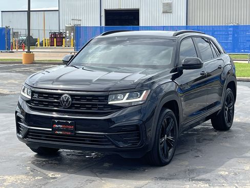 Used 2023 Volkswagen Atlas Cross Sport SEL R-Line AWD/4WD image 5