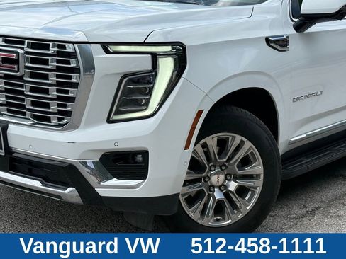 Used 2025 GMC Yukon XL Denali AWD/4WD image 5