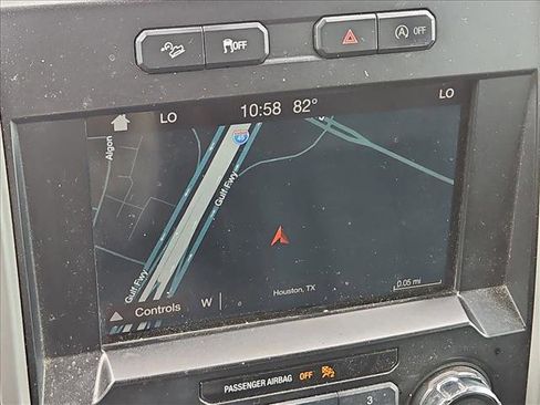 Used 2019 Ford F150 Lariat image 12