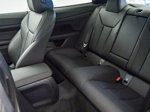 Used 2025 BMW 430i Coupe w/ Convenience Package image 19