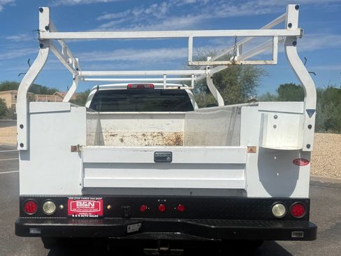 Used 2018 Chevrolet Silverado 3500 W/T RWD image 4
