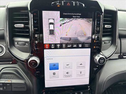 Used 2024 RAM 2500 Limited image 24