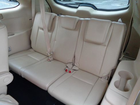 Used 2016 Toyota Highlander XLE AWD/4WD image 24