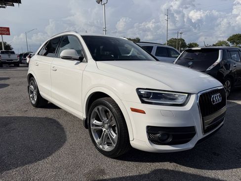 Used 2015 Audi Q3 2.0T Prestige FWD image 2