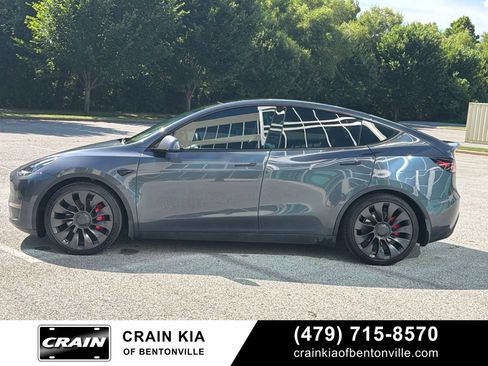 Used 2021 Tesla Model Y Performance AWD/4WD image 4