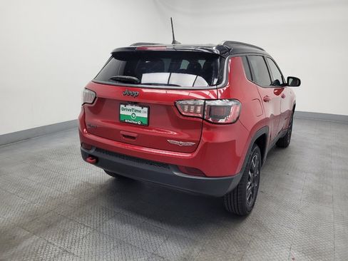 Used 2019 Jeep Compass Trailhawk AWD/4WD image 7