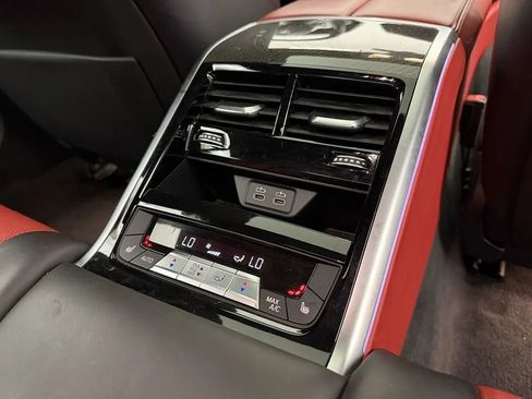 Used 2021 BMW M850i Gran Coupe xDrive w/ Driving Assistance Package AWD/4WD image 39