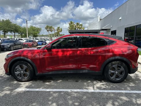 Used 2022 Ford Mustang Mach-E Select image 5