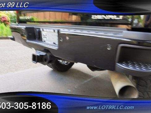 Used 2016 GMC Sierra 2500 Denali w/ Duramax Plus Package AWD/4WD image 37