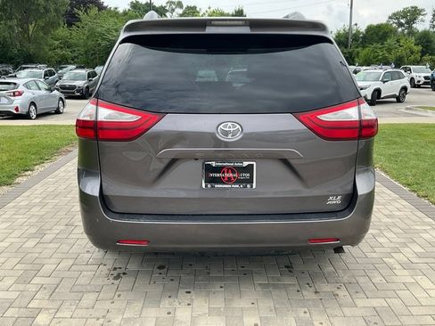 Used 2015 Toyota Sienna XLE AWD/4WD image 7