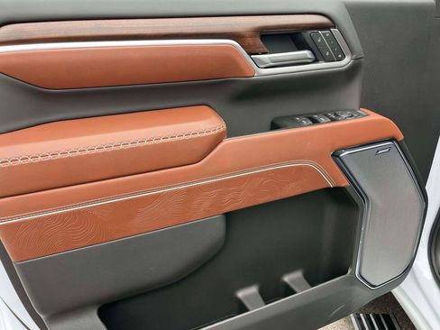 Certified 2026 GMC Sierra 2500 Denali Ultimate w/ Max Trailering Package image 22