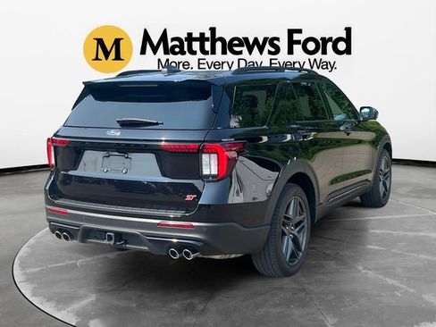 Used 2025 Ford Explorer ST w/ Sun And Sound Package AWD/4WD image 5