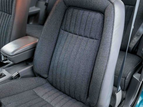 Used 1993 Ford Mustang Cobra RWD image 40
