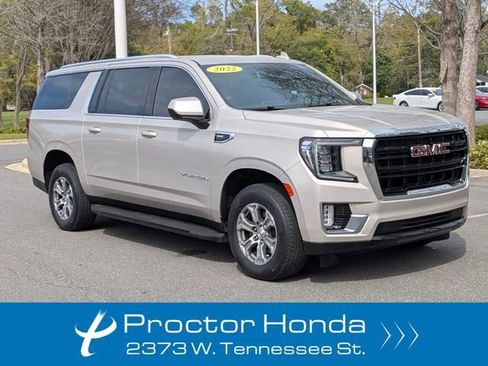 Used 2022 GMC Yukon XL SLE w/ Gmc Pro Safety Plus Package image 1