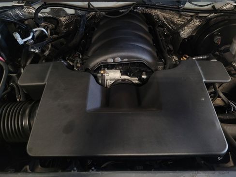 Used 2018 Chevrolet Silverado 1500 LT w/ All Star Edition image 30