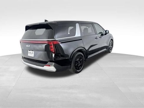 Certified 2025 Kia Carnival FWD image 7