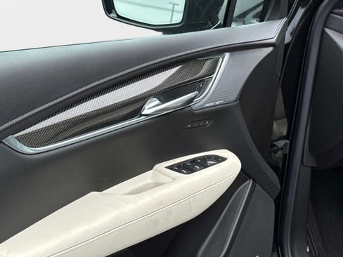 New 2026 Cadillac XT5 Sportv AWD/4WD image 16
