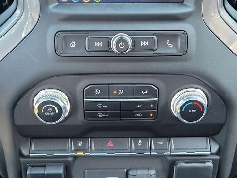 New 2024 GMC Sierra 2500 Pro w/ Convenience Package image 21